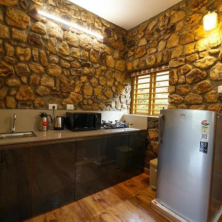 Tiyans Stone Castle Private Tea Villa Vagamon By Voye Homes Kültér fotó
