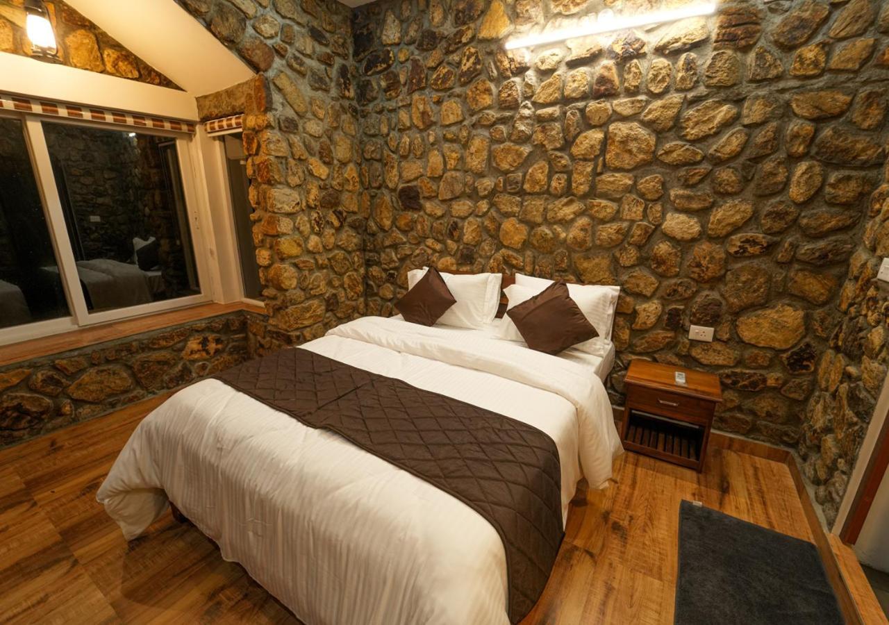Tiyans Stone Castle Private Tea Villa Vagamon By Voye Homes Kültér fotó