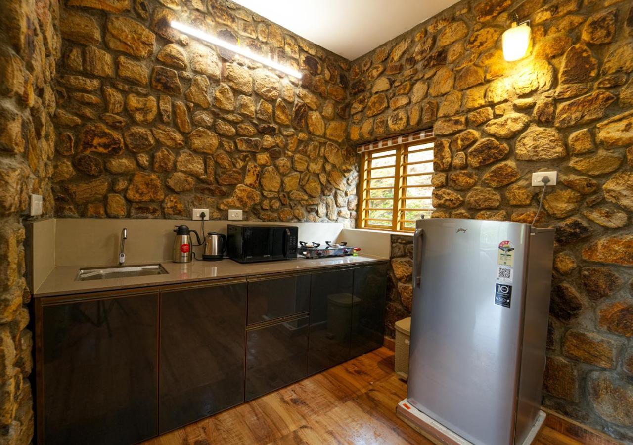 Tiyans Stone Castle Private Tea Villa Vagamon By Voye Homes Kültér fotó