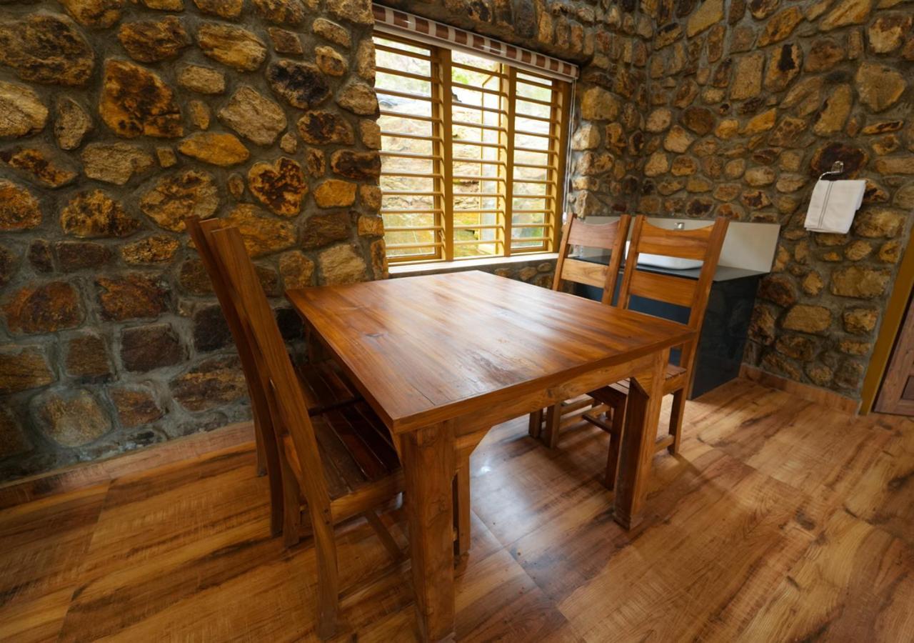 Tiyans Stone Castle Private Tea Villa Vagamon By Voye Homes Kültér fotó